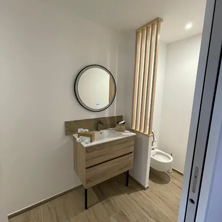 Guesthouse1 Et Guesthouse2 Sword Διαμέρισμα