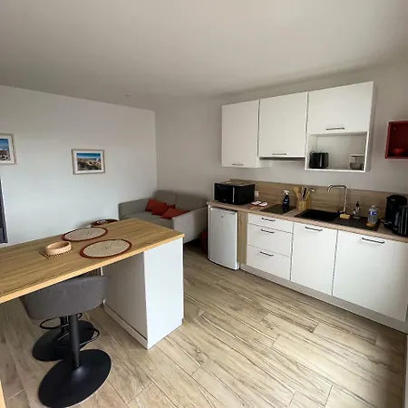 Διαμέρισμα Guesthouse1 Et Guesthouse2 Sword *