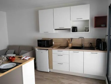 Guesthouse1 Et Guesthouse2 Sword Apartamento *