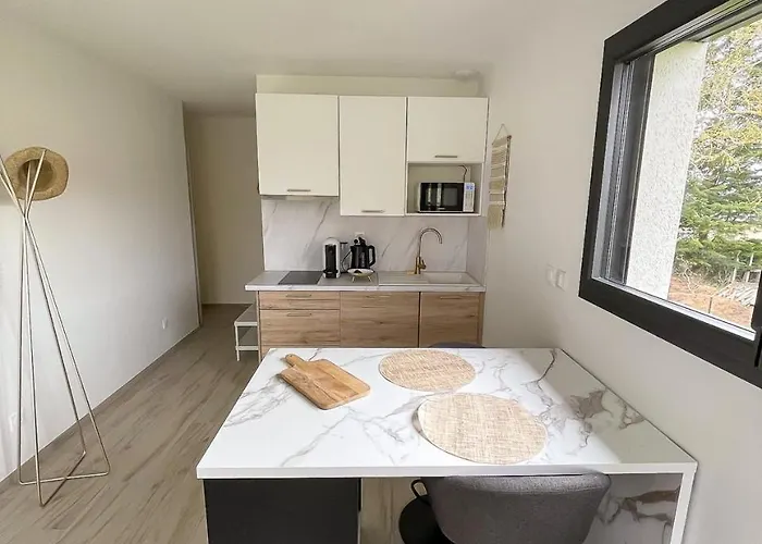 Apartament Guesthouse1 Et Guesthouse2 Sword