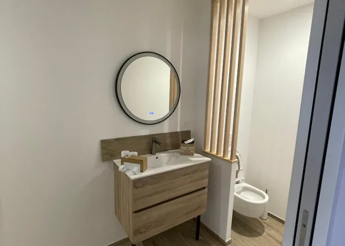 Guesthouse1 Et Guesthouse2 Sword Apartament