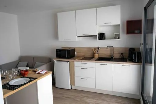 Guesthouse1 Et Guesthouse2 Sword Apartament *