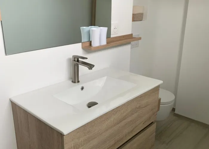 Guesthouse1 Et Guesthouse2 Sword Apartament